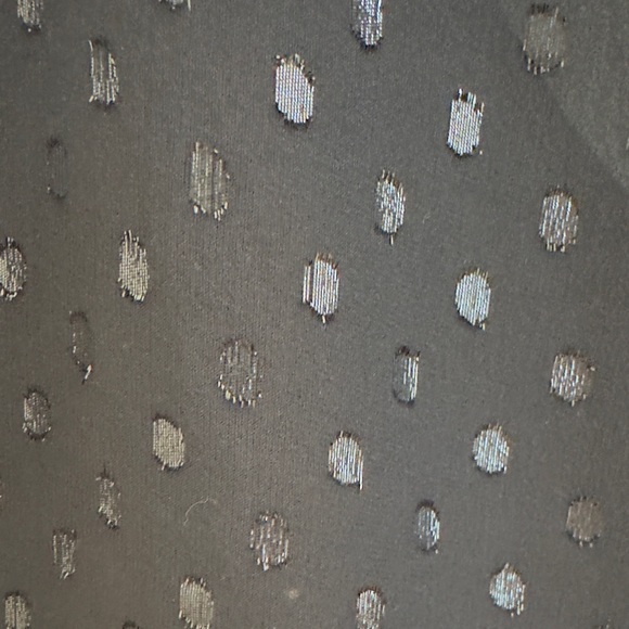 Olenna Silk Top in Onyx Clip- Large - Picture 6 of 6